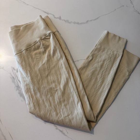 JoyLab Beige Ribbed Activewear Set - Picture 2 of 8